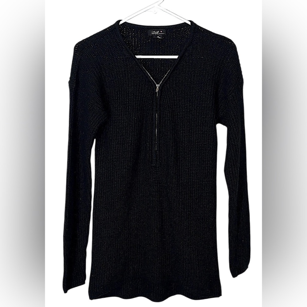 Love By Chesley Black Long Sleeved Zip Up Midi Comfy Sweater Dress! Size Medium.